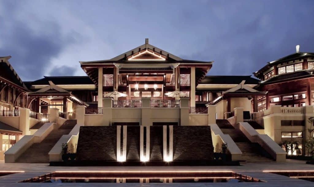 Ritz carlton sanya yalongbay